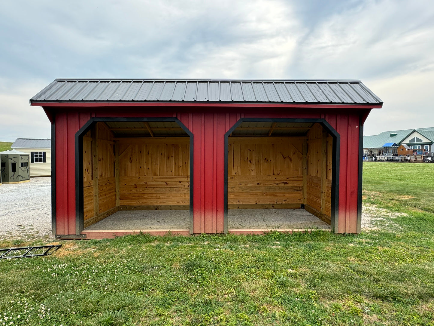 Run-in Livestock Barn